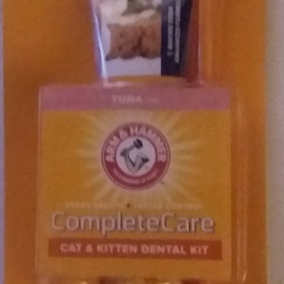 🎉5 for $10🎉New Cat & Kitten Dental Kit - Picture 4 of 5
